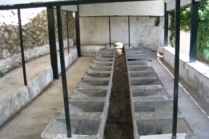 El PSOE avisa de que ha desaparecido el antiguo lavadero p�blico de Lanjar�n